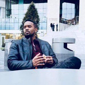 Meet your Posher, Wade